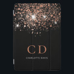 Zwart roos goud glitter monogram naam elegant iPad pro cover<br><div class="desc">Een zwarte achtergrond met een gouden glitterlaag van roos. Pas uw monogram initialen en naam aan en voeg deze toe. Roos goud en witte gekleurde tekst.</div>