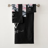 zwart & roze elegant Modern Floral Bad Handdoek (Insitu)