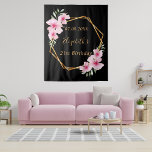 Zwart roze florals goud geometrische verjaardag wandkleed<br><div class="desc">Zwarte achtergrond,  versierd met roze bloemetjes,  bloemen,  groen en faux gold geometrisch lijst. Kan als muurdecor voor de partij of als fotoachtergrond worden gebruikt.</div>