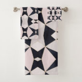 Zwart roze roze roodroodbruine kaleidoscoop bad handdoek (Insitu)