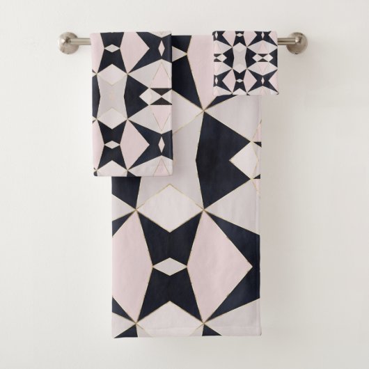Zwart roze roze roodroodbruine kaleidoscoop bad handdoek (Insitu)