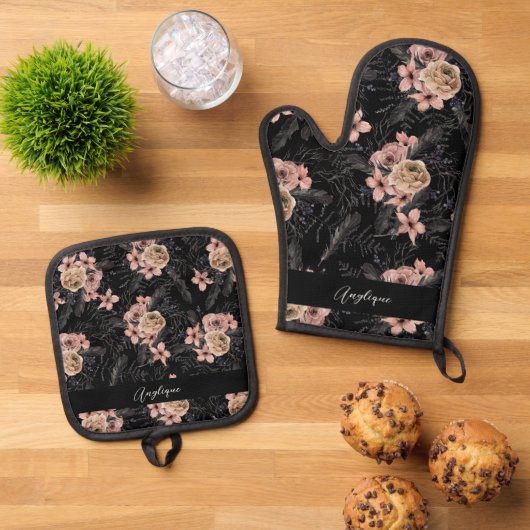 Zwart & Roze Spooky Chique Halloween Naam Ovenwant & Pannenlap Set (Top down)