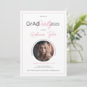 Zwart & Roze Tekst Grad Feest Uitnodiging Aangepas (Staand voorkant)