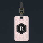 Zwart-roze Trellis | BAGAGELABEL<br><div class="desc">Reis in stijl met een op maat gemaakt design bagagelabel! Met moderne en stijlvolle labels kunt u uw koffers gemakkelijk aankleden en uw bagage snel identificeren in de bagageafhandeling. Pas dit object aan door uw monogram-Initiaal en contactgegevens toe te voegen. Pas de achtergrondkleur eenvoudig aan naar een tint naar keuze!...</div>