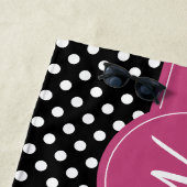 Zwart Roze Wit Monogram Polka Dots Strandlaken (In situ)