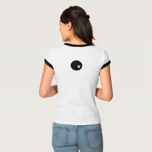 Zwart schaap cartoon illustratie t-shirt (Achterkant volledig)