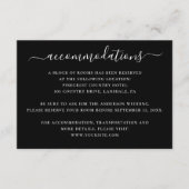 Zwart script minimalistische bruiloft accommodatie informatiekaartje (Voorkant)