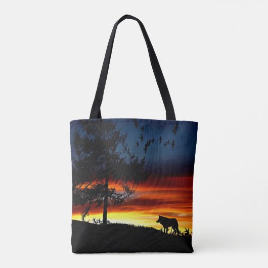 Zwart silhouet van Wolf, vogels en bomen in de zon Tote Bag (Achterkant)
