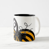 Zwart Sinaasappel gestreepte pompoen chique herfst Tweekleurige Koffiemok (Voorkant rechts)