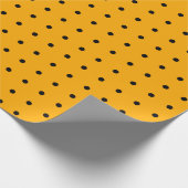 Zwart Sinaasappel Polka Dot Patroon Halloween Wrap Cadeaupapier (Hoek)