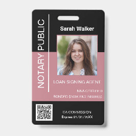 Zwart stoffige roze schrijfmachine voor overheidsi badge