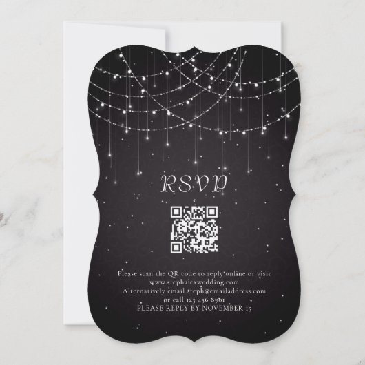Zwart String Lights QR Code Feestelijke bruiloft Kaart (Achterkant)