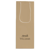 Zwart Trendy Elegant Voornaam | Tan Brown Wijn Cadeautas (Voorkant)