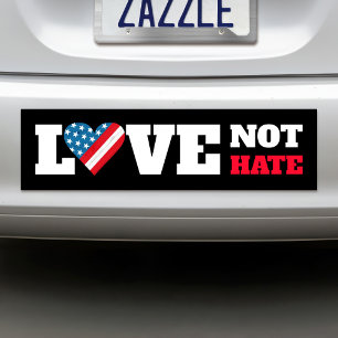 Zwart USA Vlag Hart Liefde Niet Haat Bold Rustiek Bumpersticker