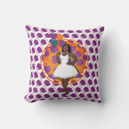 Zwart vrouwtje kleurrijke ballonnen ventilator wit kussen