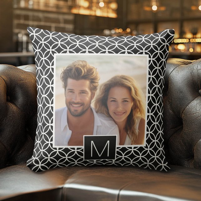 Zwart-wit 1 Foto Collage Aangepast monogram Kussen (Custom Photo Pillow)