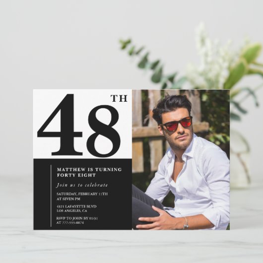 Zwart-wit 48e verjaardag foto kaart (Staand voorkant)