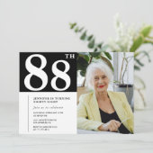 Zwart-wit 88e verjaardag Uitnodigingen Foto (Staand voorkant)