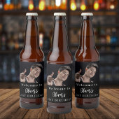 Zwart wit aangepaste foto welkom verjaardag bier etiket