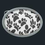 Zwart-wit Abstract Art Dog Paw Print Gesp<br><div class="desc">Een zwart-wit patroon vormde hondenpootafdrukken in verschillende hoeken en maten. Aangepaste riemgespen. Cadeau idee voor hondenliefhebbers.</div>
