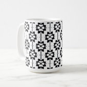 Zwart-wit abstract bloemmotief koffiemok (Voorkant links)