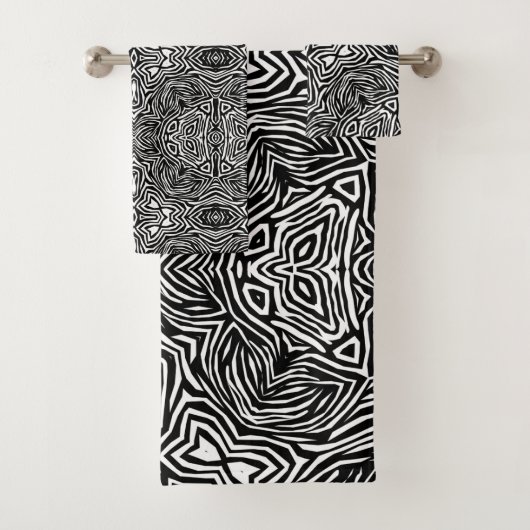 Zwart-wit abstract geometrisch modern patroon bad handdoek (Insitu)