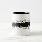 Zwart-wit abstract grungepatroon tweekleurige koffiemok (Center)