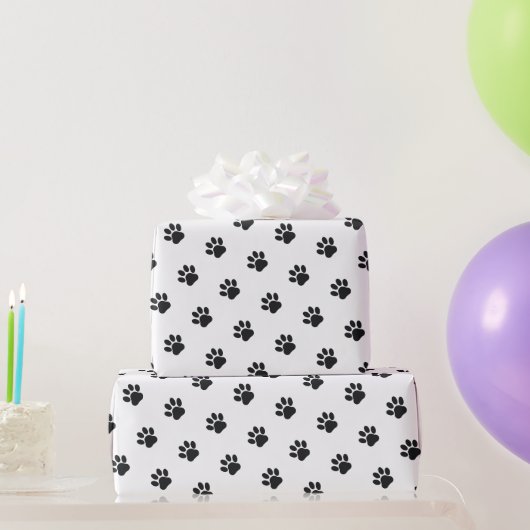 Zwart-wit afdrukpatroon van pootjes cadeaupapier (Feestgeschenken)
