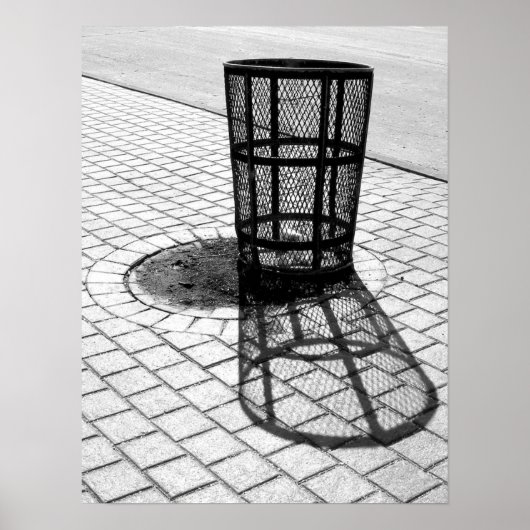 Zwart-wit afval kan poster (Voorkant)