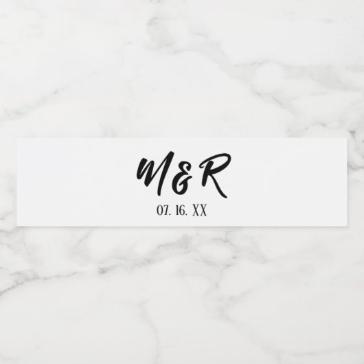 Zwart-wit ampersand Monogram Weddenschap Water Bo Waterfles Etiket (Enkel label)