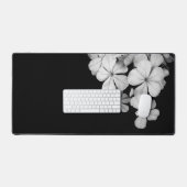 Zwart-wit ansichtkaartontwerp bureaumat (Keyboard & Muis)