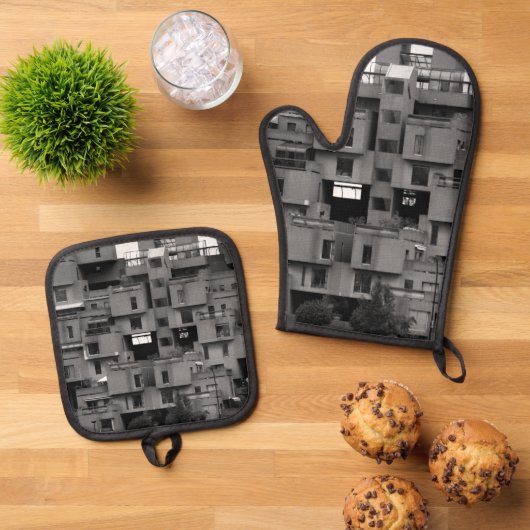 Zwart-wit architecturaal ovenwant & pannenlap set (Top down)