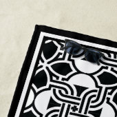 Zwart-wit Art Deco patroon monogram Strandlaken (In situ)