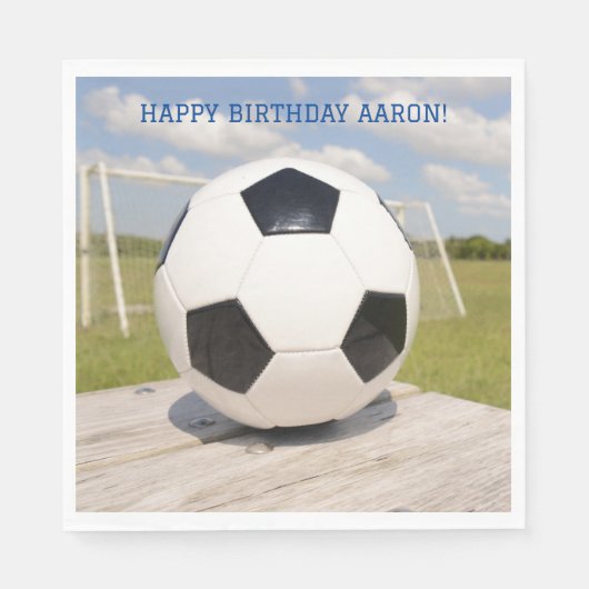 Zwart-wit bal en doel voetbal verjaardag servet (Voorkant)