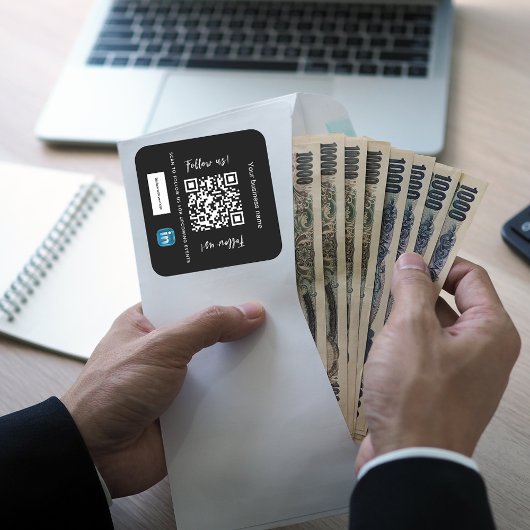 Zwart wit bedrijfsnaam qr code linkedin vierkante sticker