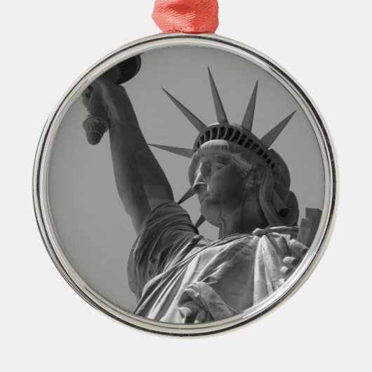 Zwart-wit beeld van de Liberty New York City Metalen Ornament (Voorkant)