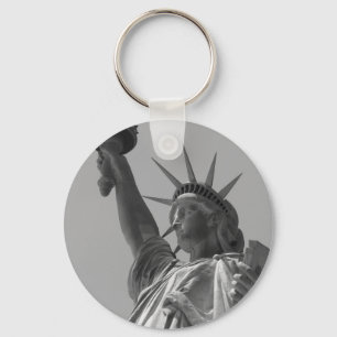 Zwart-wit beeld van de Liberty New York City Sleutelhanger