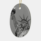 Zwart-wit beeld van de Vrijheid New York Keramisch Ornament (Links)