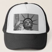 Zwart-wit beeld van de Vrijheid New York Trucker Pet (Voorkant)