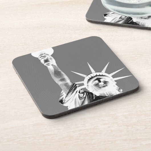Zwart-wit beeld van Liberty New York City Bier Onderzetter (Linkerzijde)