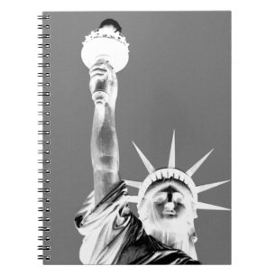 Zwart-wit beeld van Liberty New York City Notitieboek