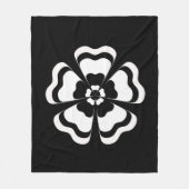 Zwart Wit Bloem Vorm Monogram Fleece Deken (Voorkant)