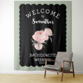 Zwart-wit Bloemen Bachelorette Party Wandkleed (In situ)