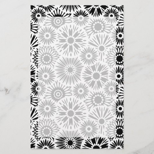 Zwart-wit bloemen briefpapier (Voorkant)