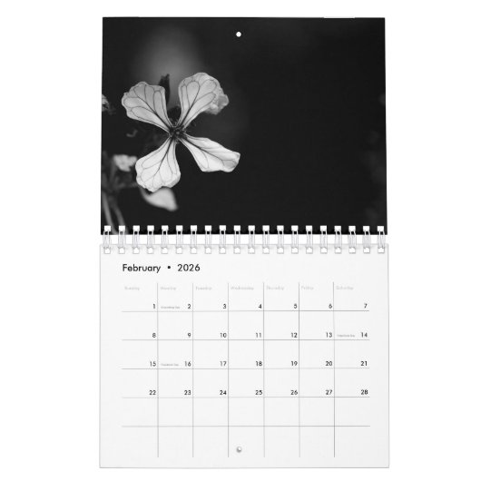 Zwart-wit bloemen fotografie kalender (Feb 2026)