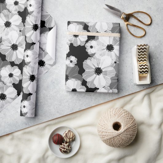Zwart-wit bloemen inpakpapier (Crafts)