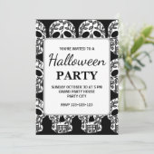 Zwart-wit Bloemen Skull Halloween Party Kaart (Staand voorkant)