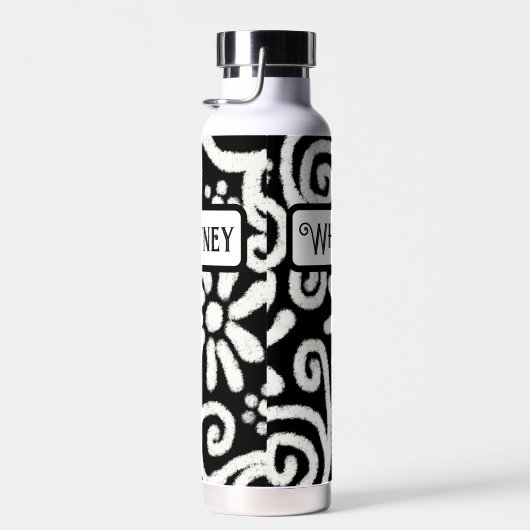 Zwart Wit Bloemen & Wervelingen Bloemen Gepersonal Waterfles (Rechts)