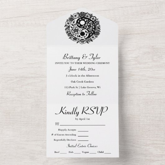 Zwart-wit Bloemen Yin Yang bruiloft All In One Uitnodiging (Binnen)