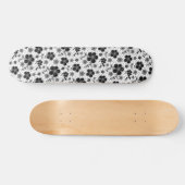 Zwart-wit bloemenprint persoonlijk skateboard (Horizontaal)